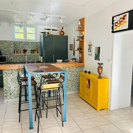 Sejournez A La Ferme Bleue Hébergement de vacances Neuvy (Allier)